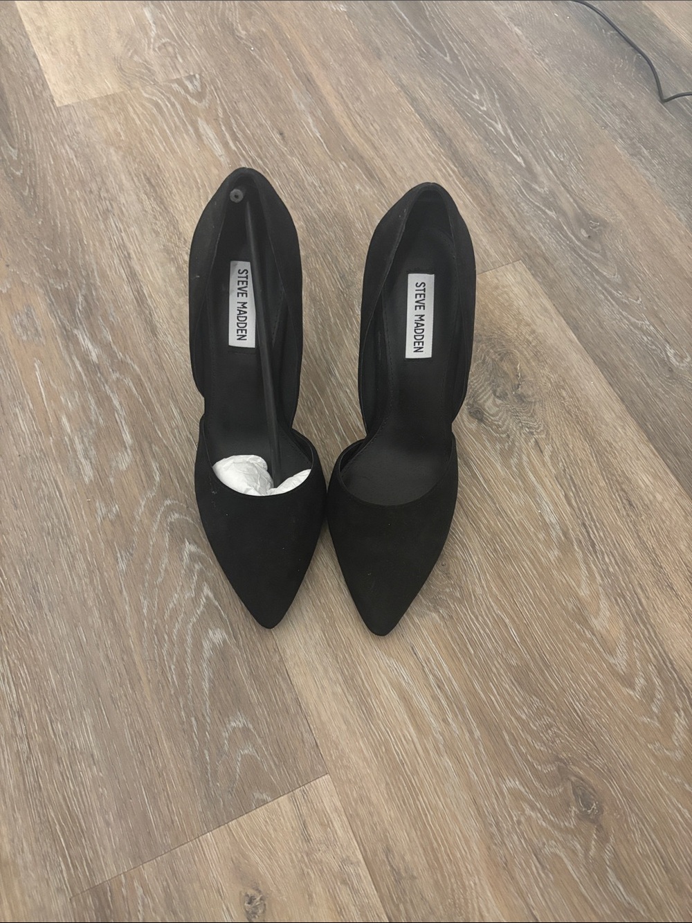 Steve Madden Black Suede Pointed-Toe Pumps